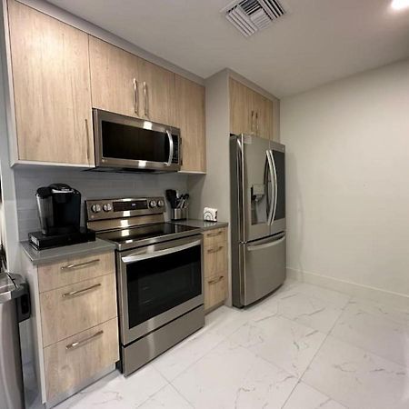 The Sun House - 3 Bed, 2 Bath, Private Pool, Fire Pit, Huge Backyard Villa Fort Lauderdale Exterior photo